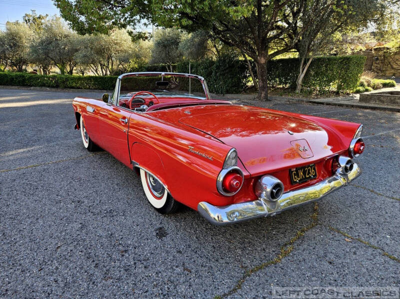 1955 Ford Thunderbird