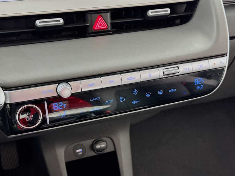 2022 Hyundai Ioniq 5 SE