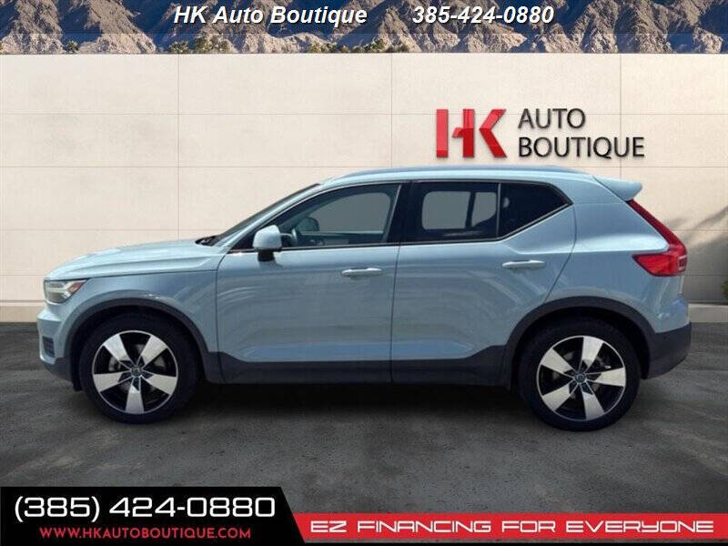 2019 Volvo XC40 T5 Momentum