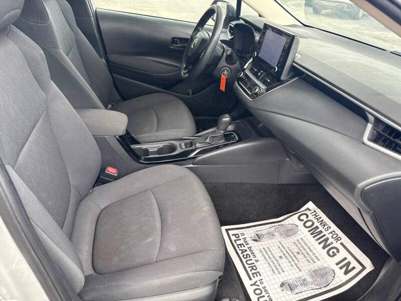 2022 Toyota Corolla LE