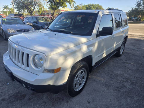 2015 Jeep Patriot for sale at 1st Klass Auto Sales in Hollywood FL