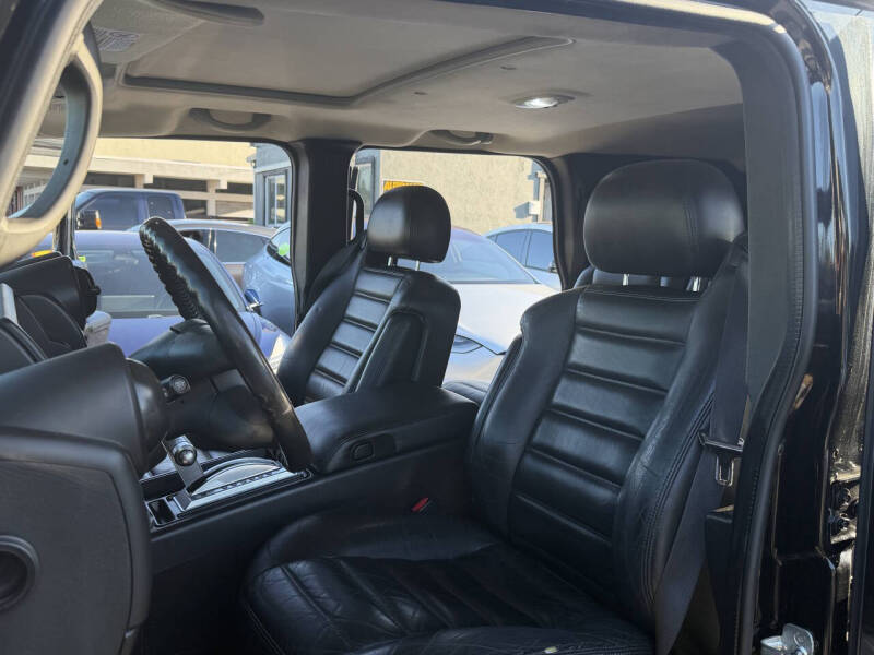 2005 HUMMER H2