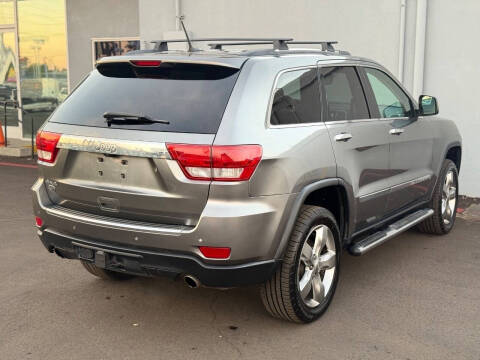 2013 Jeep Grand Cherokee Overland Summit