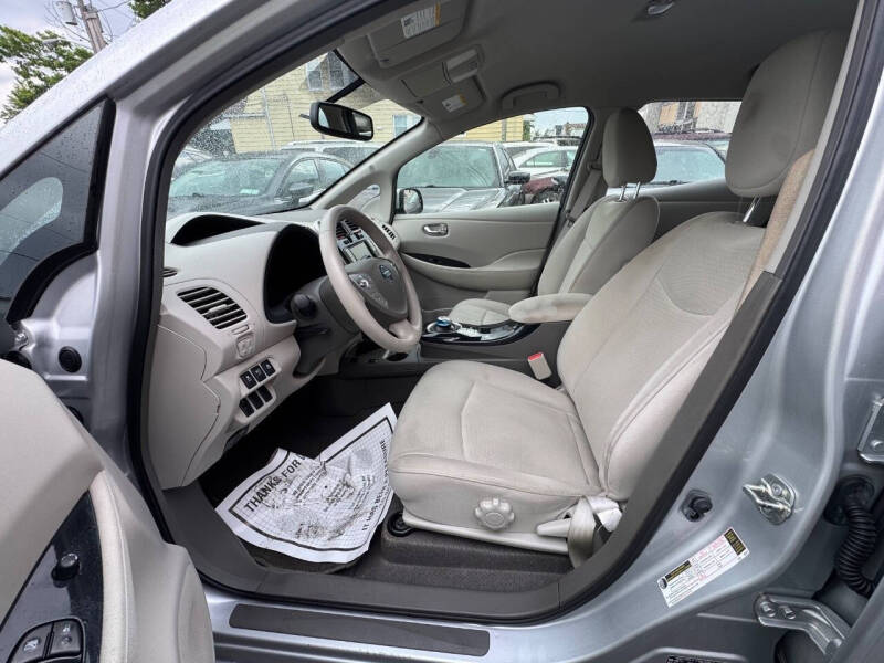 2012 Nissan LEAF SL