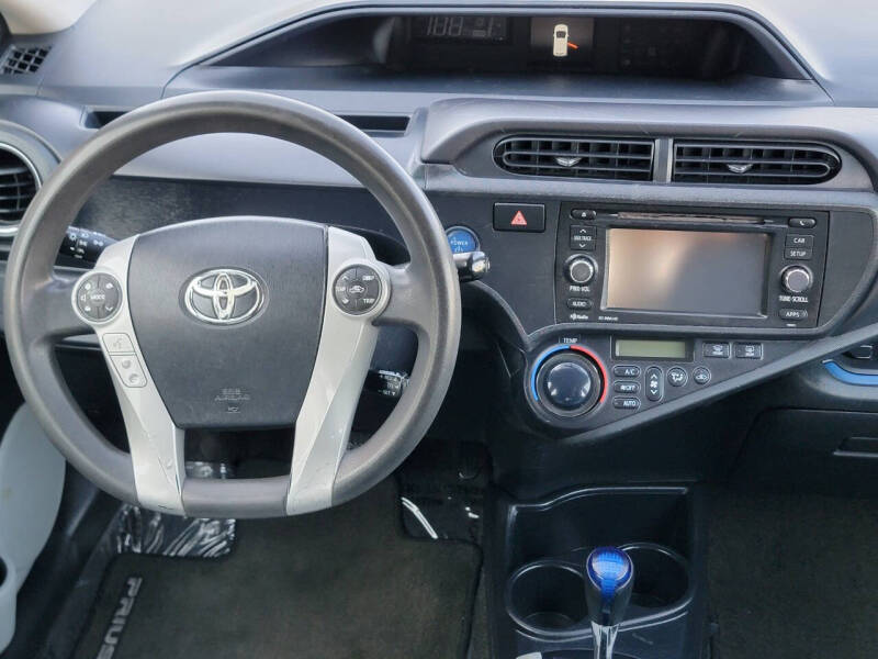 2013 Toyota Prius c Two