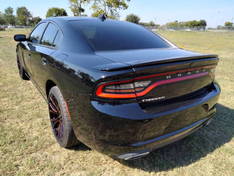 2015 Dodge Charger SXT