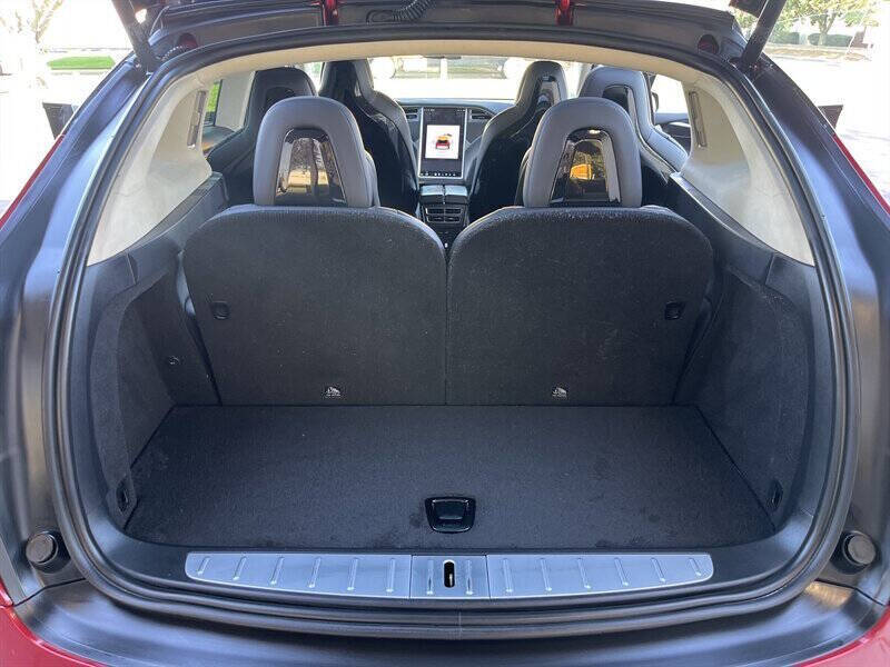 2016 Tesla Model X P90D