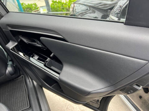 2024 Toyota bZ4X XLE