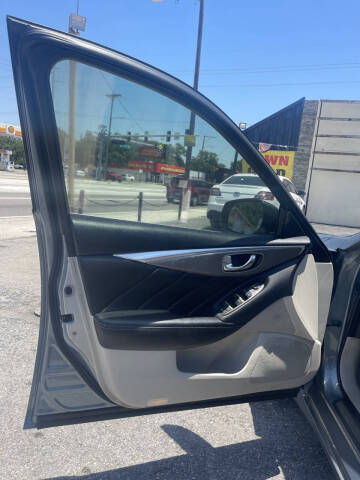 2014 Infiniti Q50 Premium