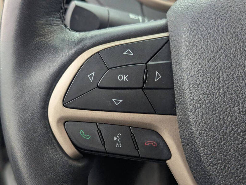 2016 Jeep Cherokee Latitude Altitude