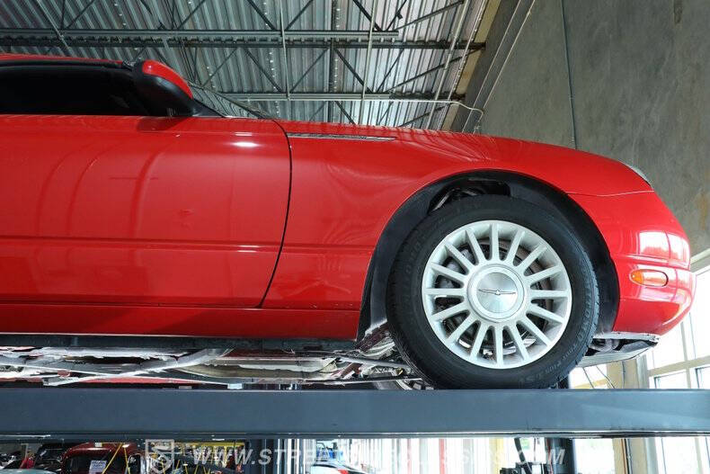 2005 Ford Thunderbird Deluxe