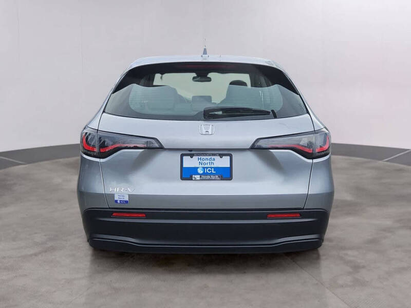 2025 Honda HR-V LX