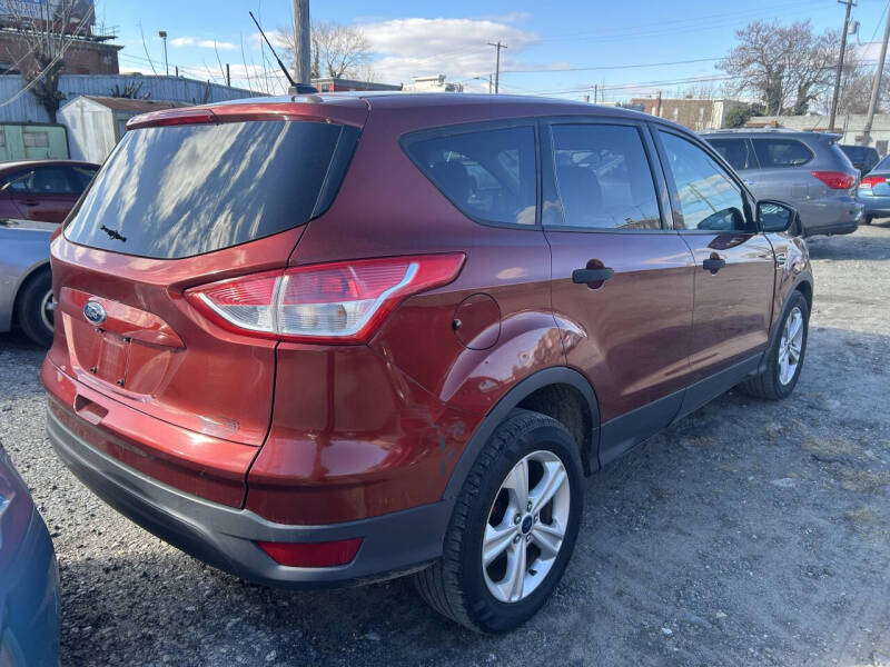 2014 Ford Escape S