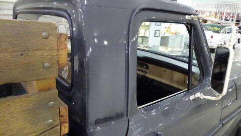 1967 Ford F-100