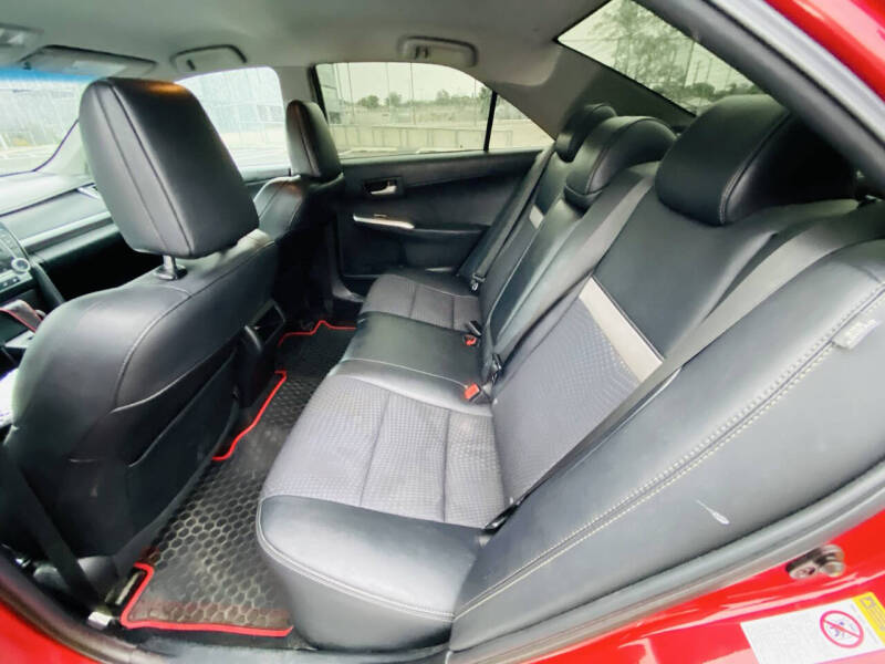 2013 Toyota Camry SE