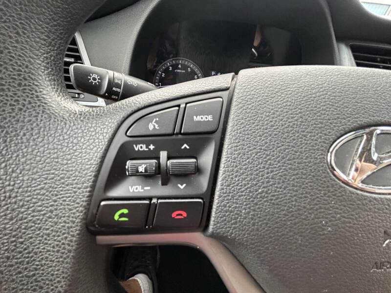 2017 Hyundai Tucson SE