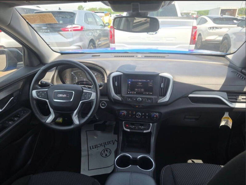 2024 GMC Terrain SLE