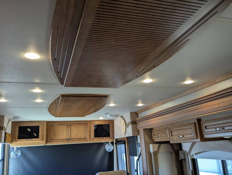 2016 Newmar Ventana LE 3725