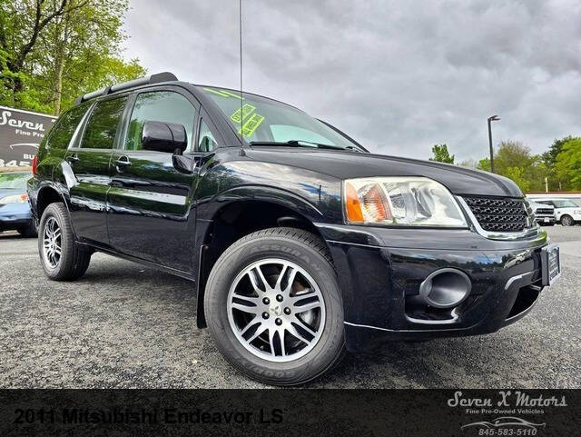 2011 Mitsubishi Endeavor LS
