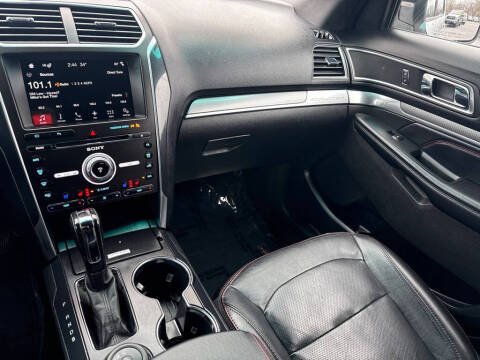 2017 Ford Explorer Sport