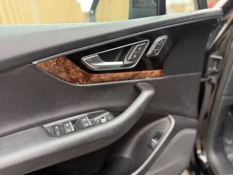 2017 Audi Q7 3.0T quattro Premium Plus