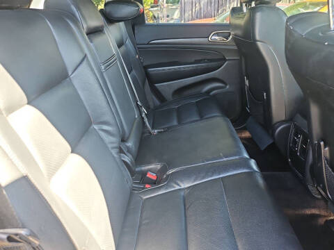 2017 Jeep Grand Cherokee Laredo E