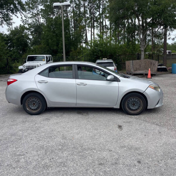 2015 Toyota Corolla LE