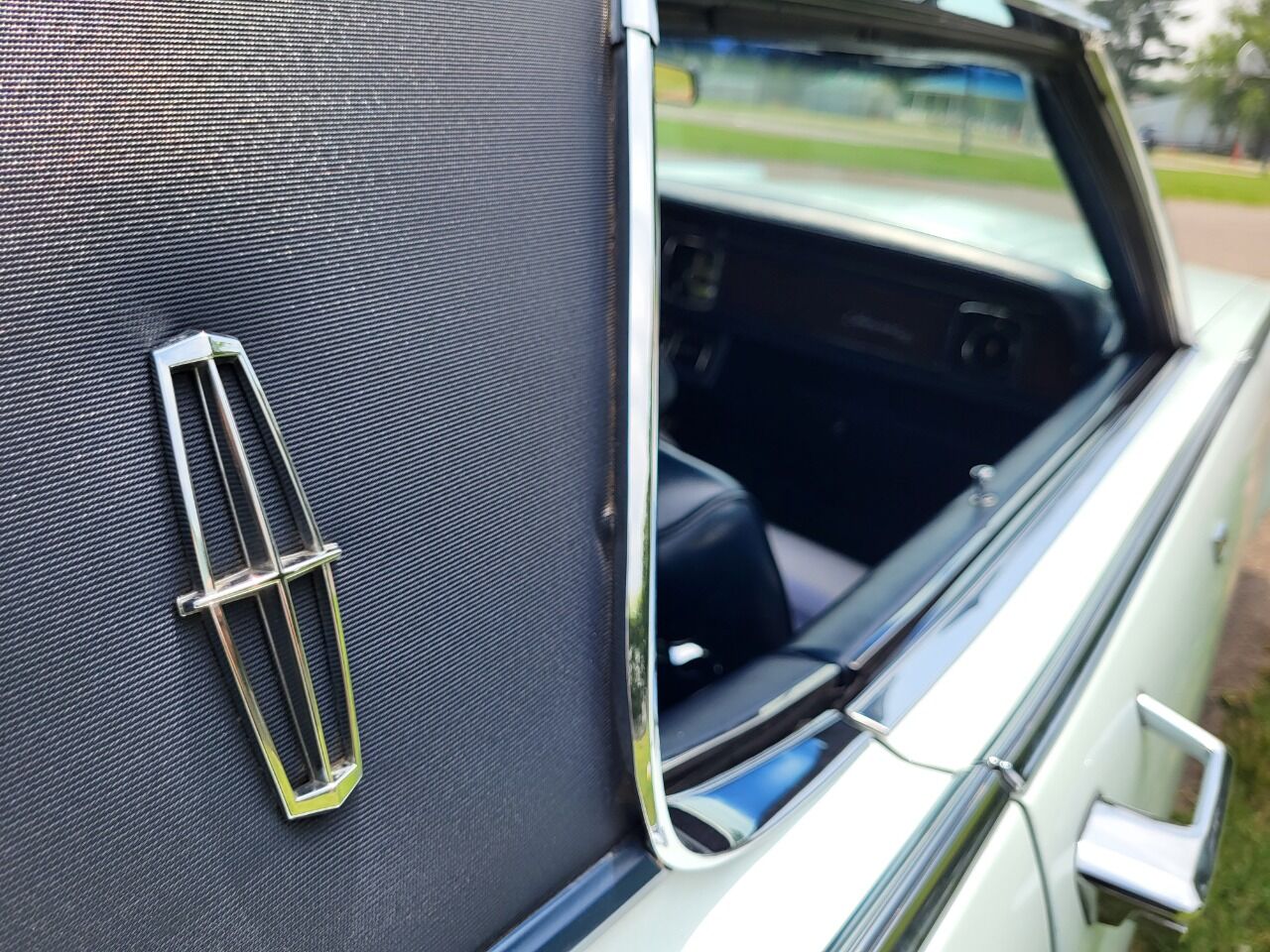 1971 Lincoln Continental 110