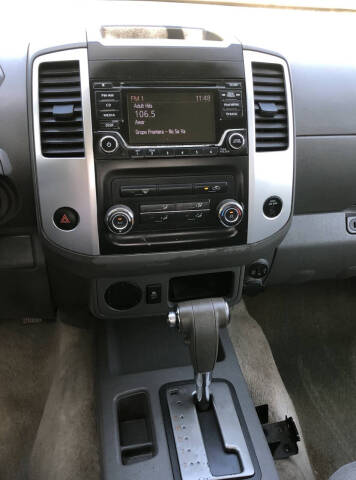 2017 Nissan Frontier SV