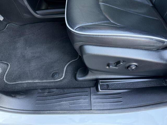 2023 Chrysler Pacifica Plug-In Hybrid Limited