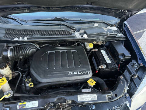 2013 Dodge Grand Caravan SE