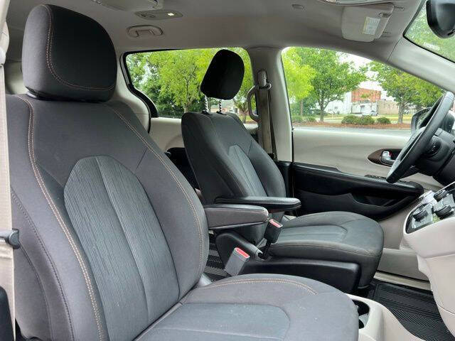 2017 Chrysler Pacifica Touring