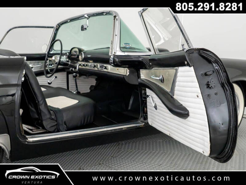 1955 Ford Thunderbird