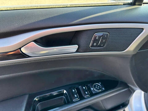 2014 Ford Fusion Energi SE