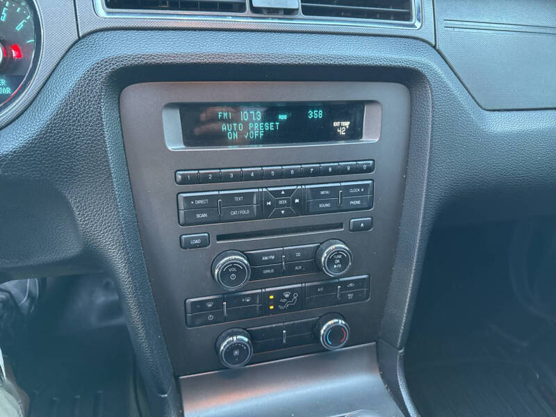 2014 Ford Mustang V6