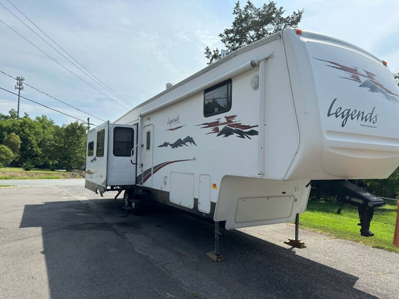 The Car Lot Car Dealer in Bessemer City, NC