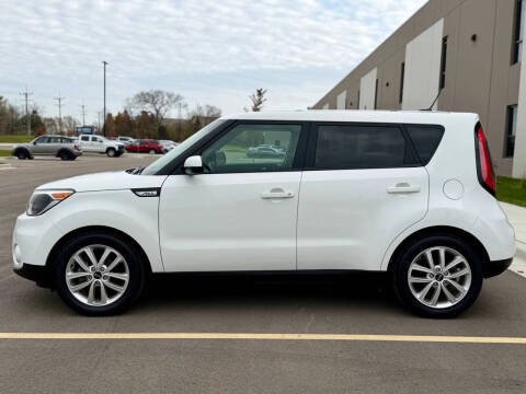 2018 Kia Soul +