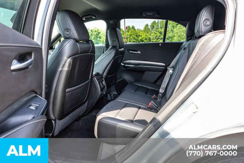 2024 Cadillac XT4 Premium Luxury