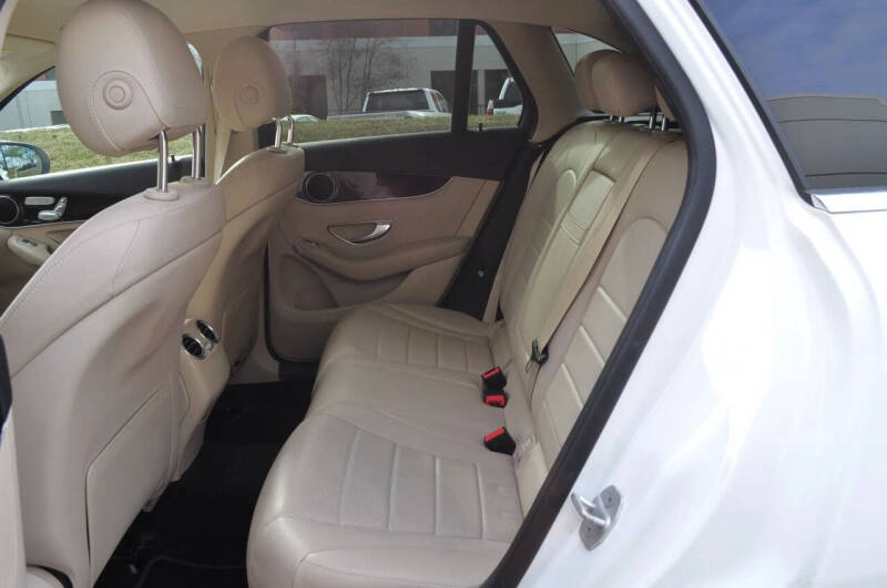 2016 Mercedes-Benz GLC GLC 300