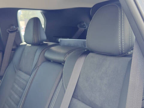 2025 Mitsubishi Outlander PHEV SE