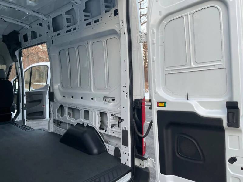 2022 Ford Transit 250