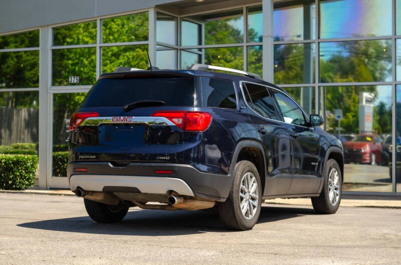 2017 GMC Acadia SLE-2