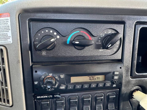 2013 International DuraStar 4400