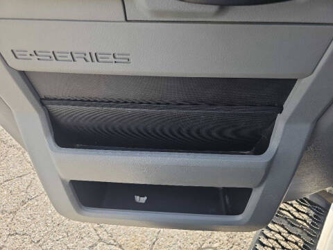 2019 Ford E-Series E-450 SD