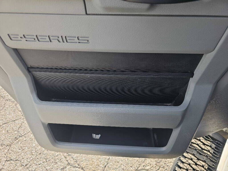 2019 Ford E-Series E-450 SD