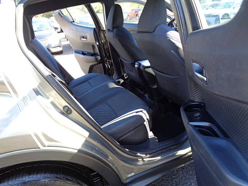 2021 Toyota C-HR XLE