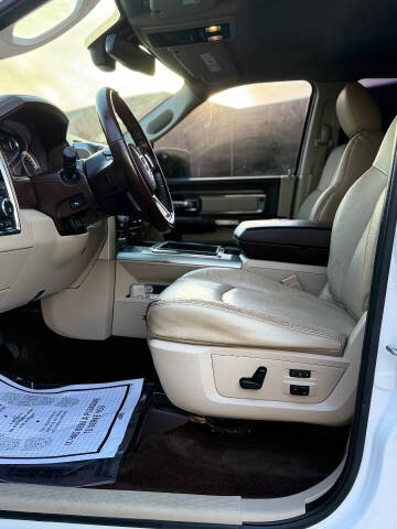 2015 RAM 1500 Laramie