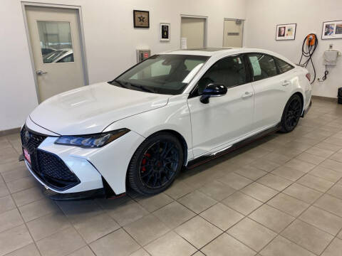 2020 Toyota Avalon for sale at DAN PORTER MOTORS in Dickinson ND