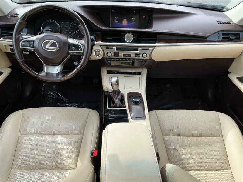 2017 Lexus ES 350