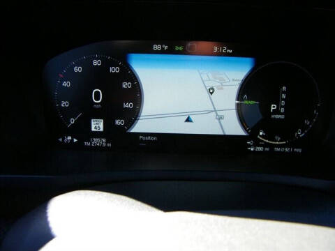 2019 Volvo XC90 T8 eAWD R-Design